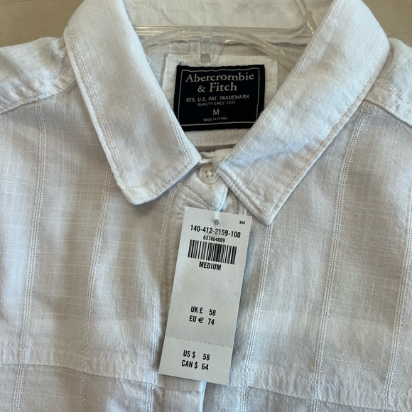 Women’s Brand New Tags On Abercrombie and Fitch White Shirt - Picture 3 of 3